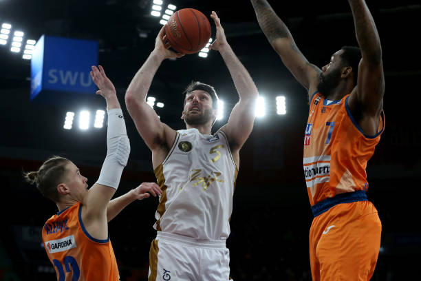 继续补强内 继续补强内